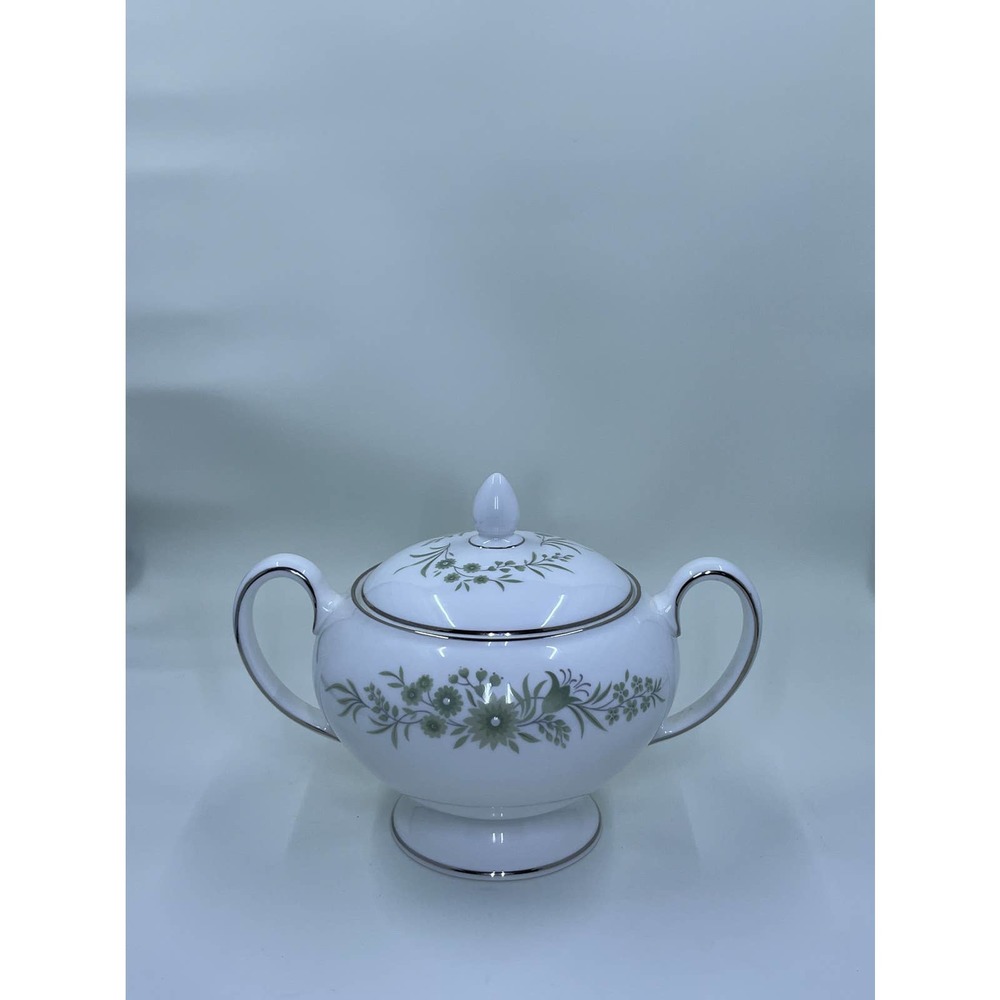Wedgewood sugar bowl — Westbury